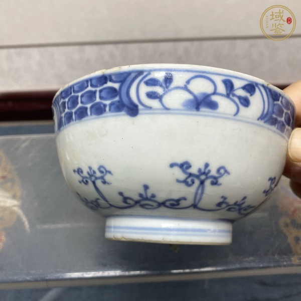 古玩陶瓷青花花卉紋碗真品鑒賞圖