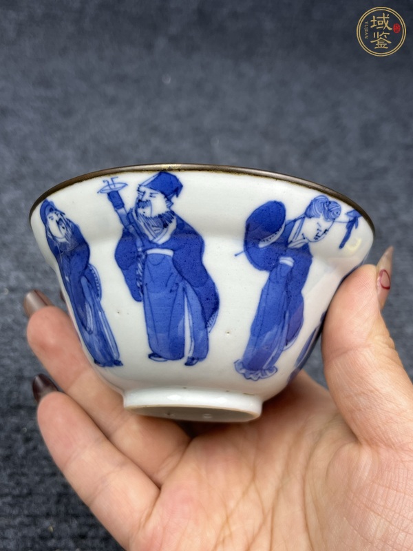 古玩陶瓷青花八仙人物紋蓋碗真品鑒賞圖