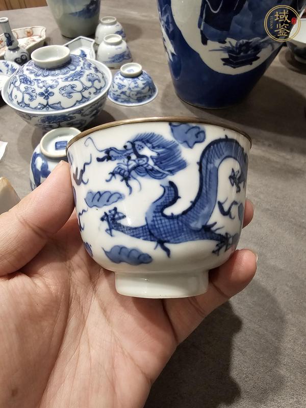 古玩陶瓷青花龍鳳紋杯真品鑒賞圖