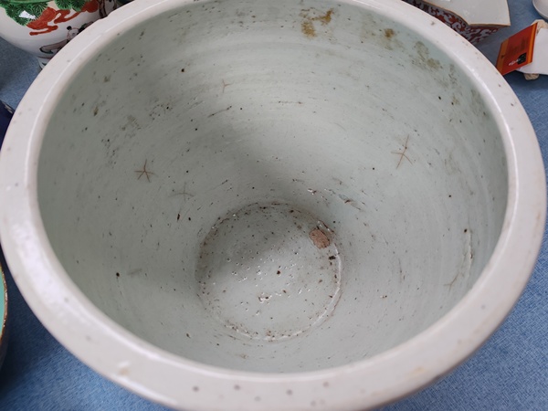 古玩陶瓷清中期青花纏枝花卉紋卷缸拍賣,當(dāng)前價格2280元