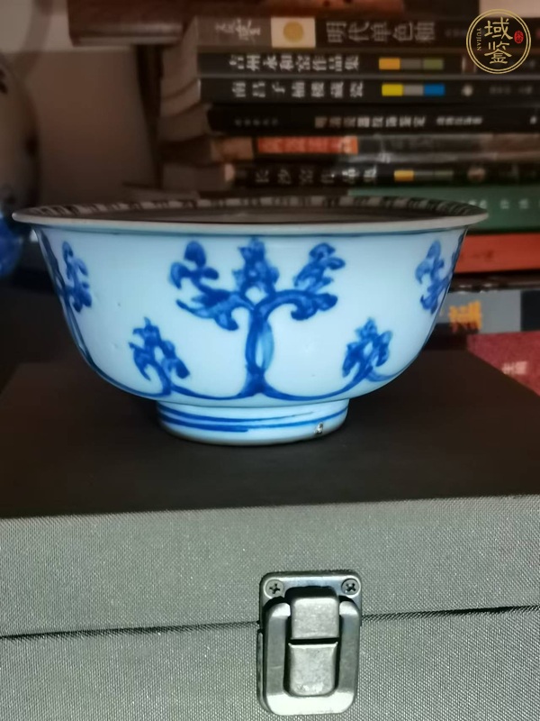 古玩陶瓷成化青花碗真品鑒賞圖