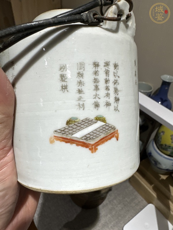 古玩陶瓷無雙譜粉彩提梁壺真品鑒賞圖