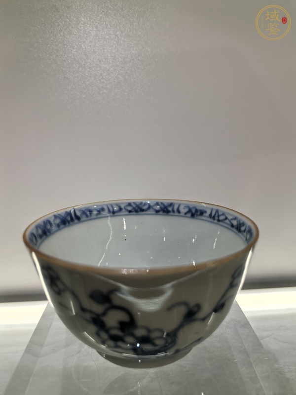 古玩青花花鳥花卉紋杯真品鑒賞圖