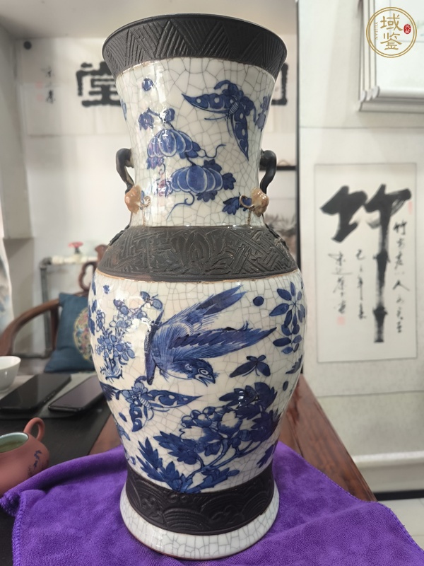 古玩陶瓷哥釉地鐵銹釉青花瓶真品鑒賞圖