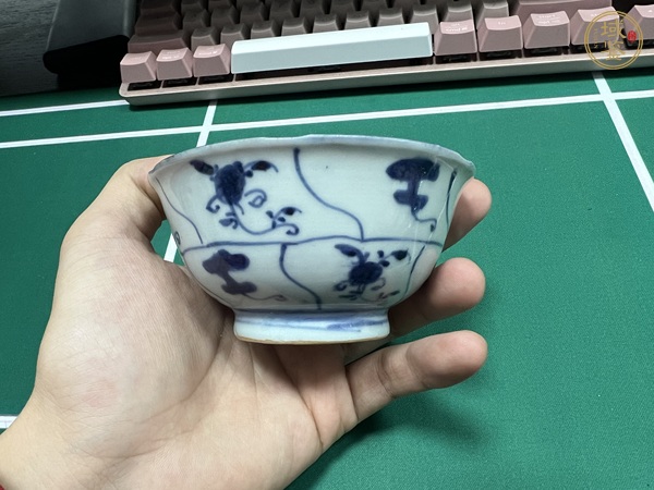 古玩陶瓷雍正青花靈芝紋茶圓真品鑒賞圖