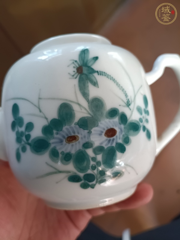 古玩陶瓷蜻蜓花卉紋執(zhí)壺真品鑒賞圖