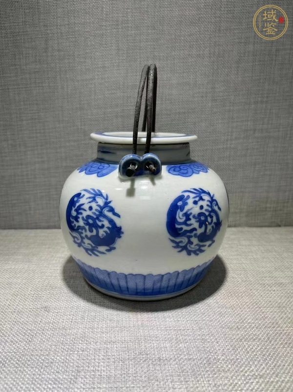 古玩陶瓷青花夔龍紋茶壺真品鑒賞圖