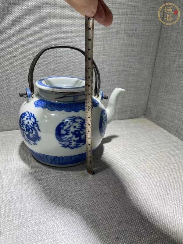 古玩陶瓷青花團(tuán)鳳紋提梁壺真品鑒賞圖