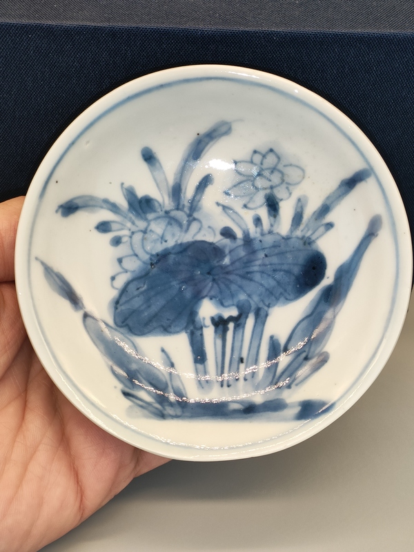 古玩陶瓷清康熙,外紫金釉內(nèi)青花荷蓮紋盤拍賣,當(dāng)前價(jià)格1300元