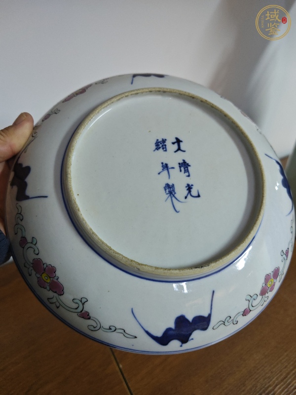 古玩陶瓷花卉紋盤真品鑒賞圖