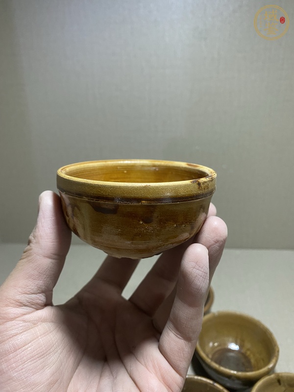 古玩陶瓷褐釉茶盞真品鑒賞圖