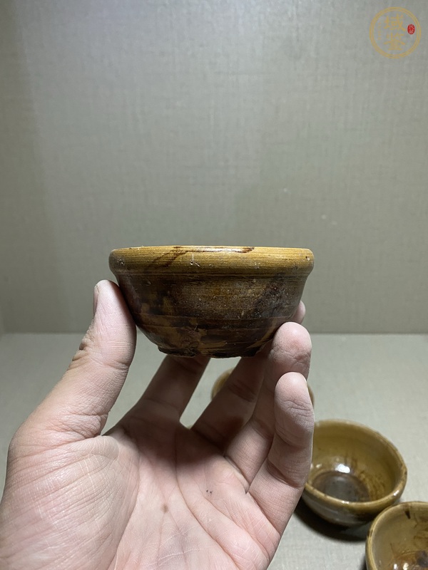 古玩陶瓷褐釉茶盞真品鑒賞圖