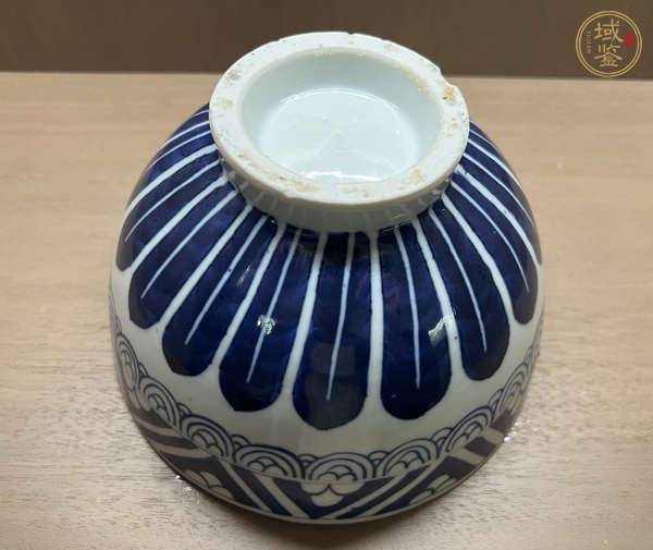 古玩陶瓷青花雞心碗真品鑒賞圖