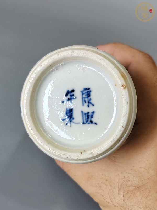 古玩陶瓷仕女花卉紋青花瓶真品鑒賞圖