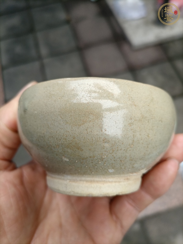 古玩陶瓷青釉茶碗真品鑒賞圖