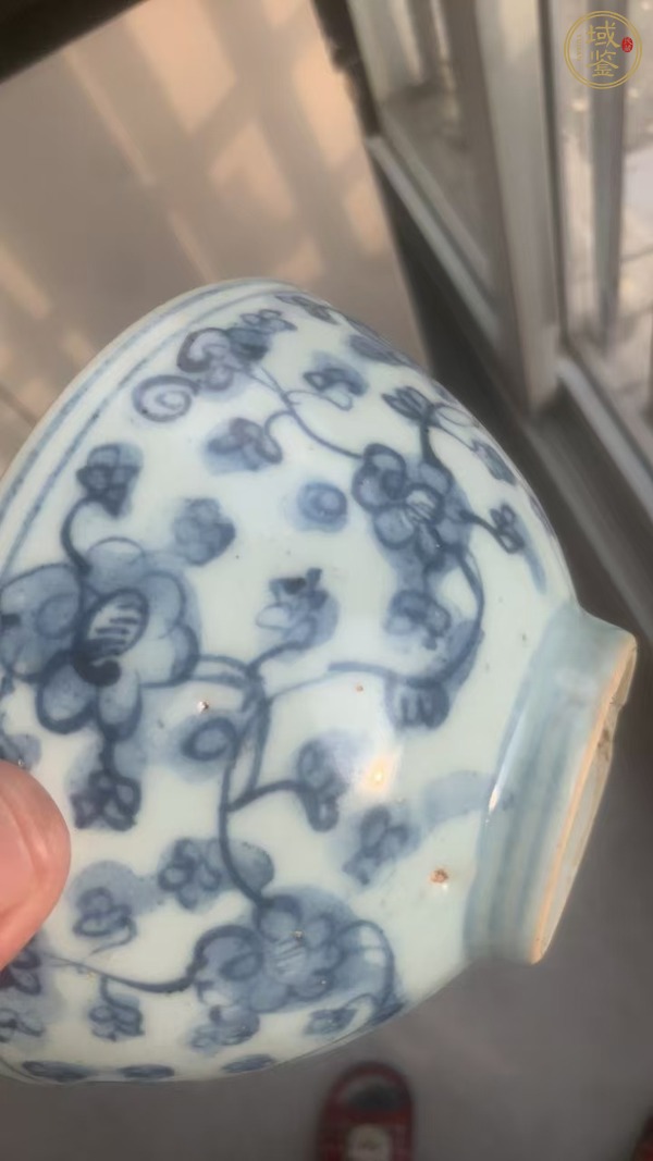 古玩陶瓷青花纏枝花卉紋碗真品鑒賞圖