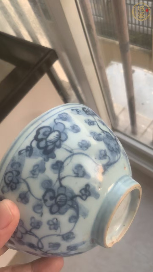 古玩陶瓷青花纏枝花卉紋碗真品鑒賞圖