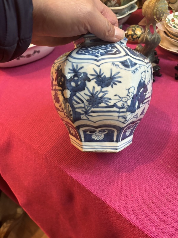 古玩陶瓷嬰戲紋青花罐真品鑒賞圖