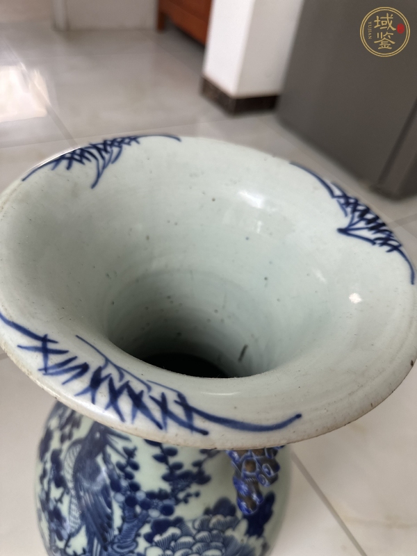 古玩陶瓷花鳥紋青花瓶真品鑒賞圖