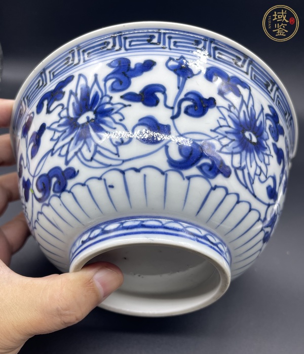 古玩陶瓷青花花卉紋碗真品鑒賞圖