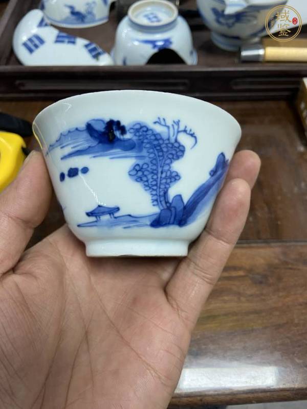 古玩陶瓷清晚期 青花山水紋杯真品鑒賞圖