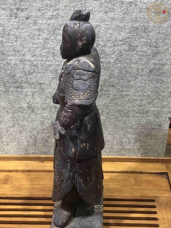 古玩雜項(xiàng)木雕武將真品鑒賞圖