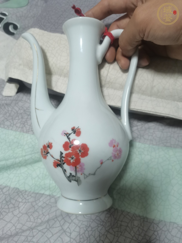 古玩陶瓷彩繪梅花紋壺真品鑒賞圖