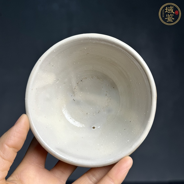 古玩陶瓷磁州窯白釉茶碗真品鑒賞圖