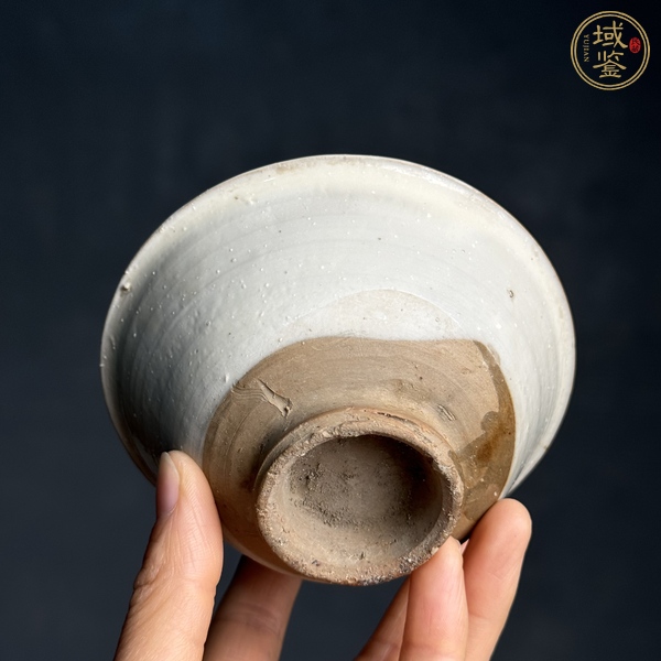 古玩陶瓷磁州窯白釉茶碗真品鑒賞圖