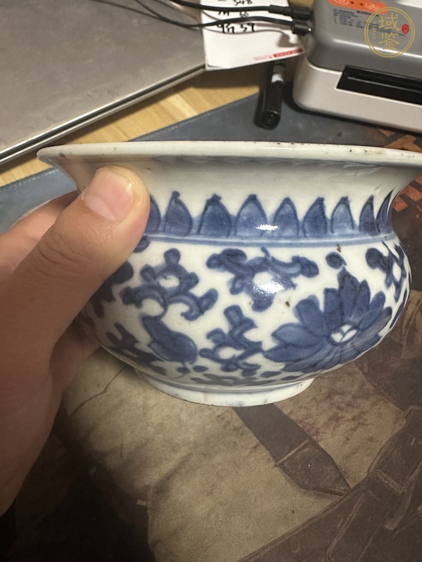 古玩陶瓷青花香爐真品鑒賞圖