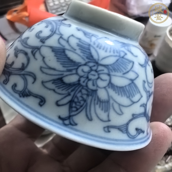 古玩陶瓷清道光 青花淡描紋小杯真品鑒賞圖