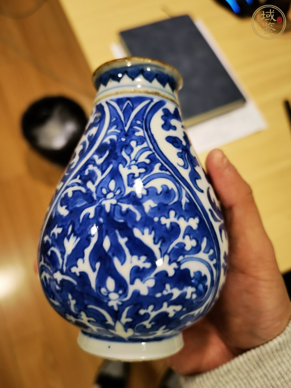 古玩陶瓷青花花卉紋琵琶尊真品鑒賞圖