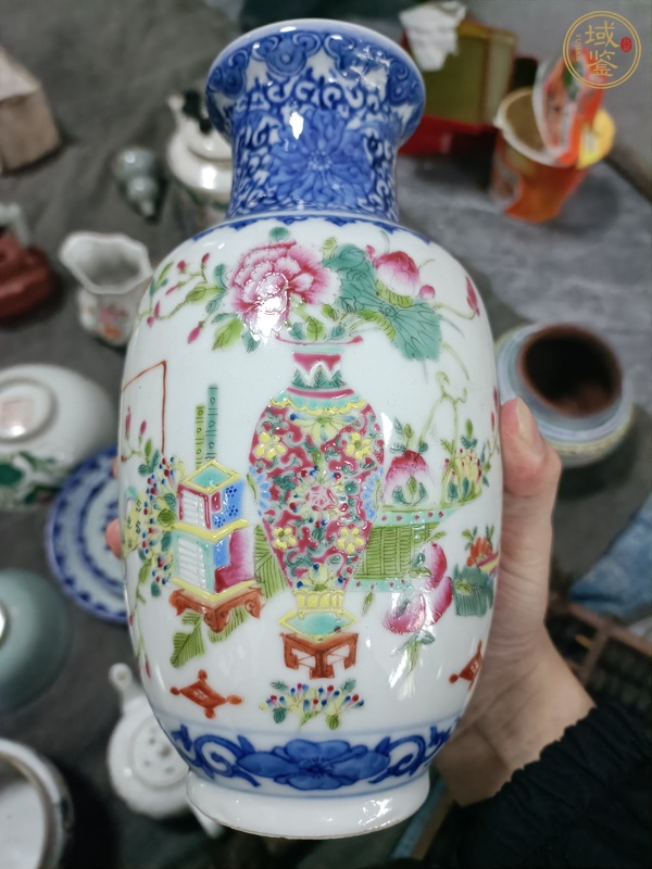 古玩陶瓷青花粉彩瓶真品鑒賞圖