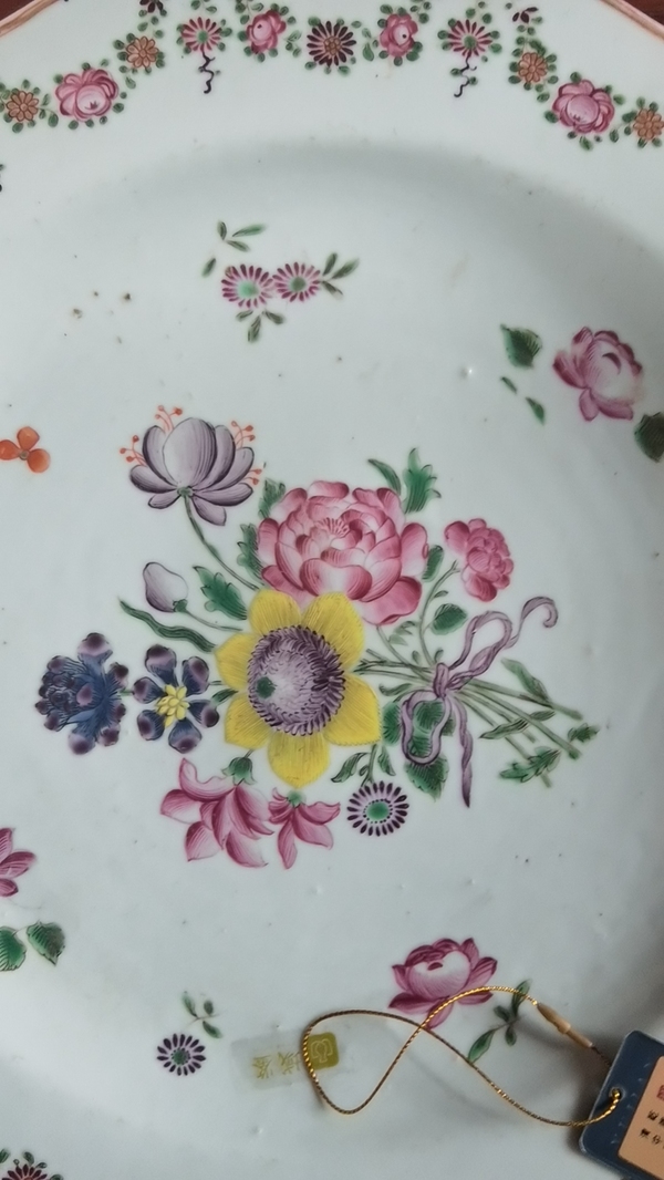 古玩陶瓷清代乾隆粉彩花卉紋花口盤拍賣,當前價格9800元
