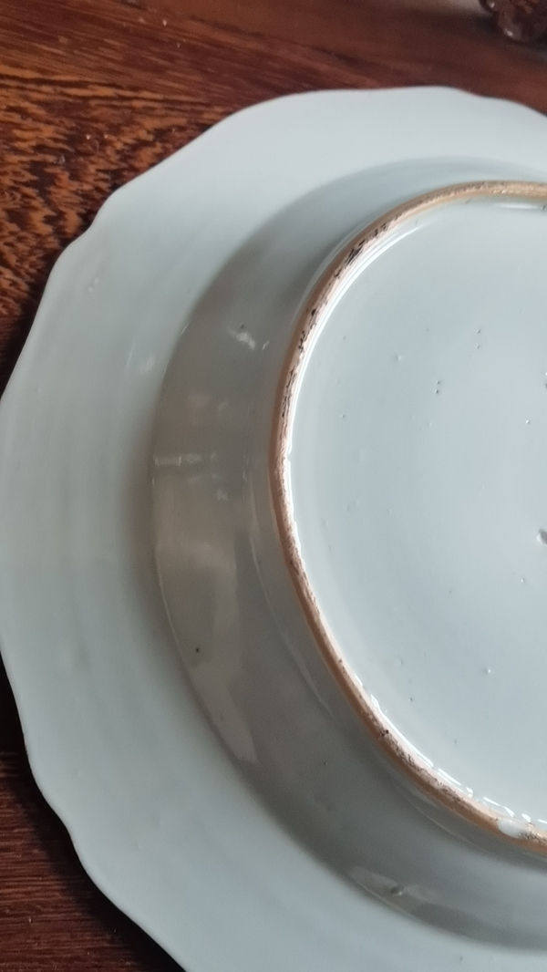 古玩陶瓷清代乾隆粉彩花卉紋花口盤拍賣,當前價格9800元