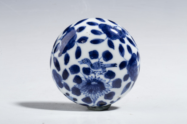 古玩陶瓷晚清·青花花鳥紋印泥盒拍賣,當前價格2500元