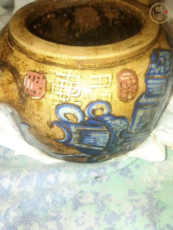 古玩陶瓷花卉紋執(zhí)壺真品鑒賞圖