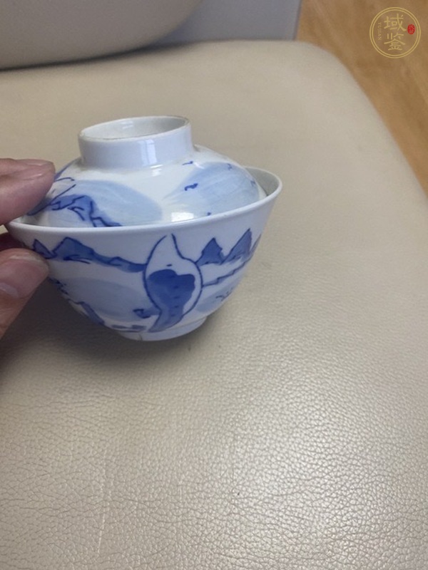 古玩陶瓷山水紋青花蓋杯真品鑒賞圖