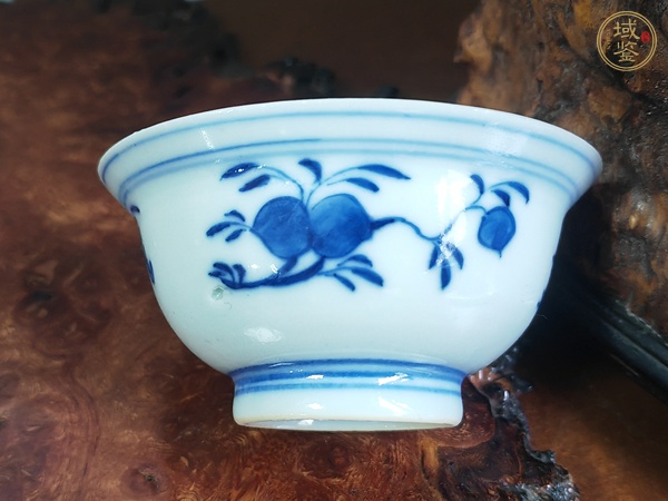 古玩陶瓷青花三多紋茶碗真品鑒賞圖