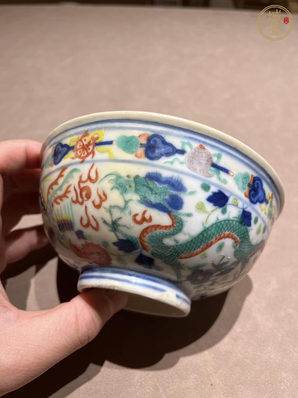 古玩陶瓷青花五彩龍鳳穿花紋碗 真品鑒賞圖