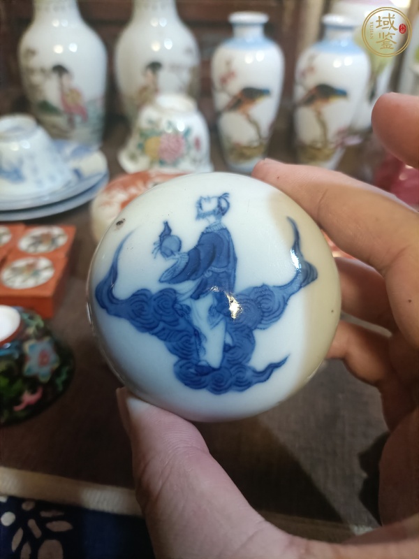 古玩陶瓷青花印泥盒真品鑒賞圖