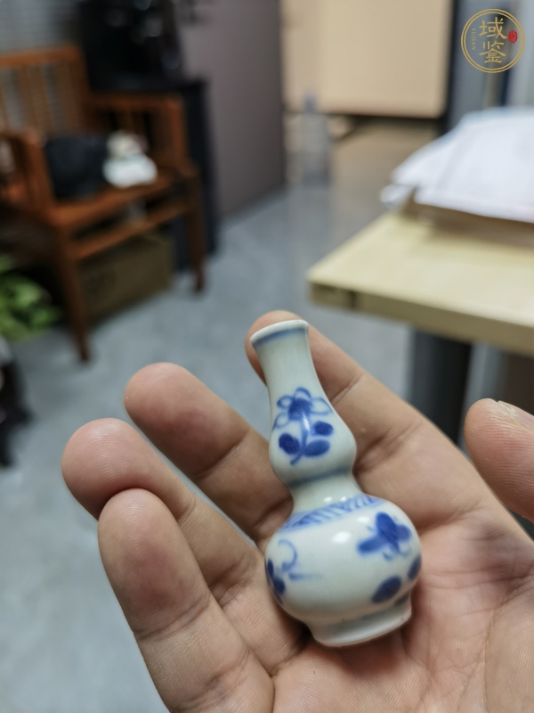 古玩陶瓷花卉紋青花葫蘆瓶真品鑒賞圖