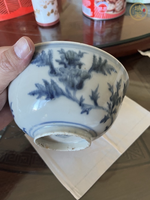 古玩陶瓷青花折枝花卉紋茶碗真品鑒賞圖