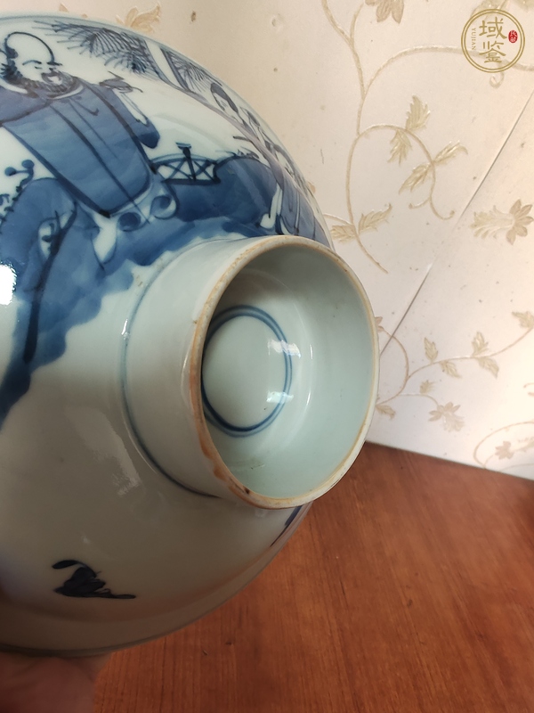 古玩陶瓷三星高照?qǐng)D青花折沿碗真品鑒賞圖