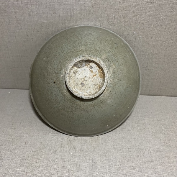 古玩陶瓷龍泉青瓷斗笠碗拍賣,當前價格2300元