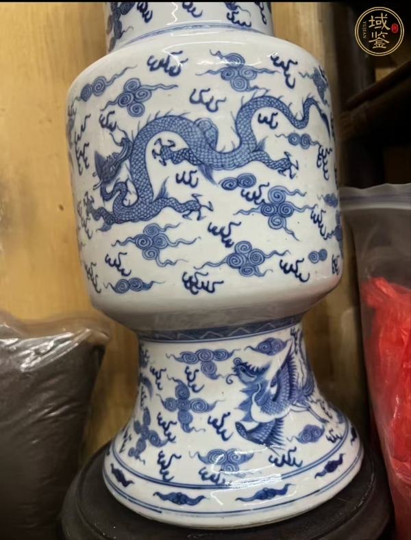 古玩陶瓷青花龍鳳紋花觚真品鑒賞圖