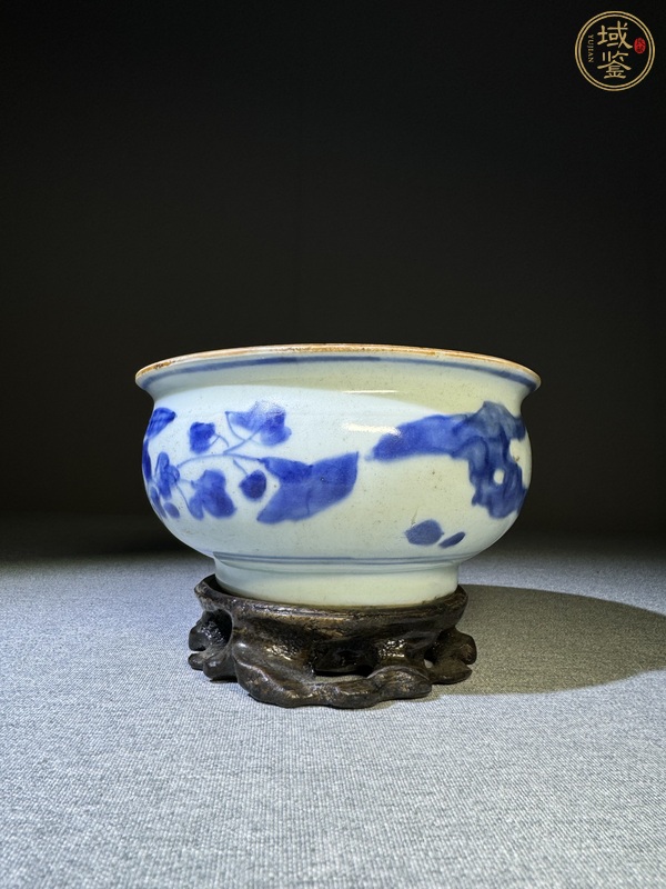 古玩陶瓷青花香爐真品鑒賞圖