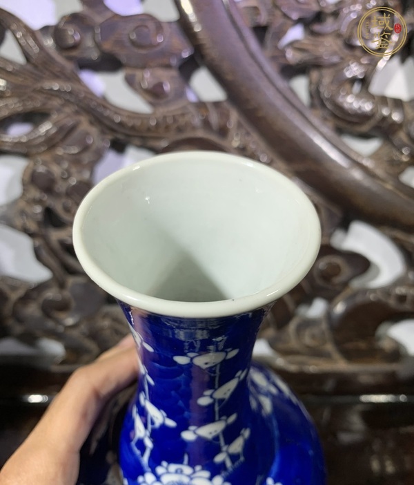 古玩陶瓷青花冰梅圖賞瓶真品鑒賞圖