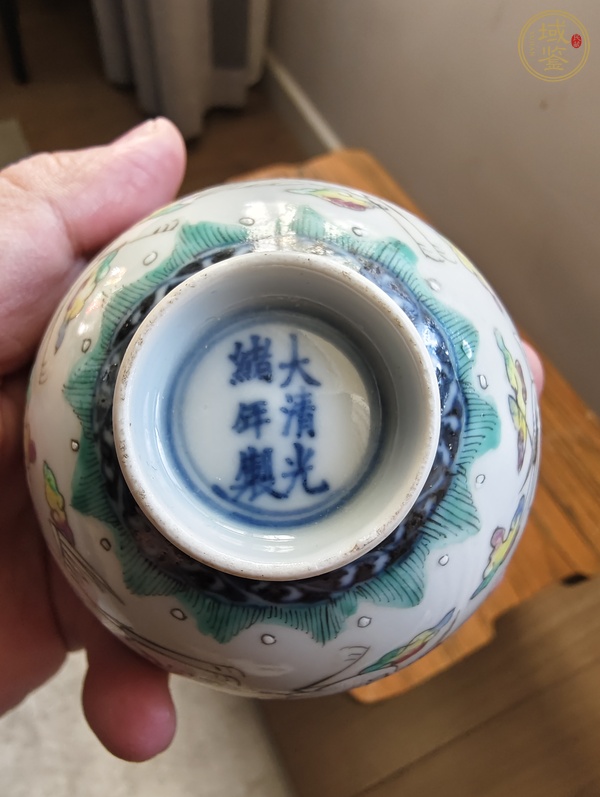 古玩陶瓷青花粉彩鶴紋杯真品鑒賞圖