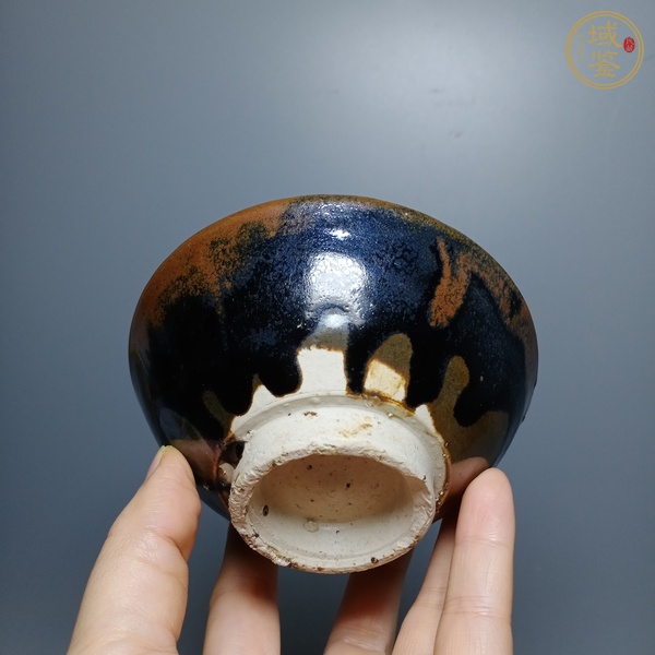 古玩陶瓷磁州窯窯變黑釉茶盞真品鑒賞圖